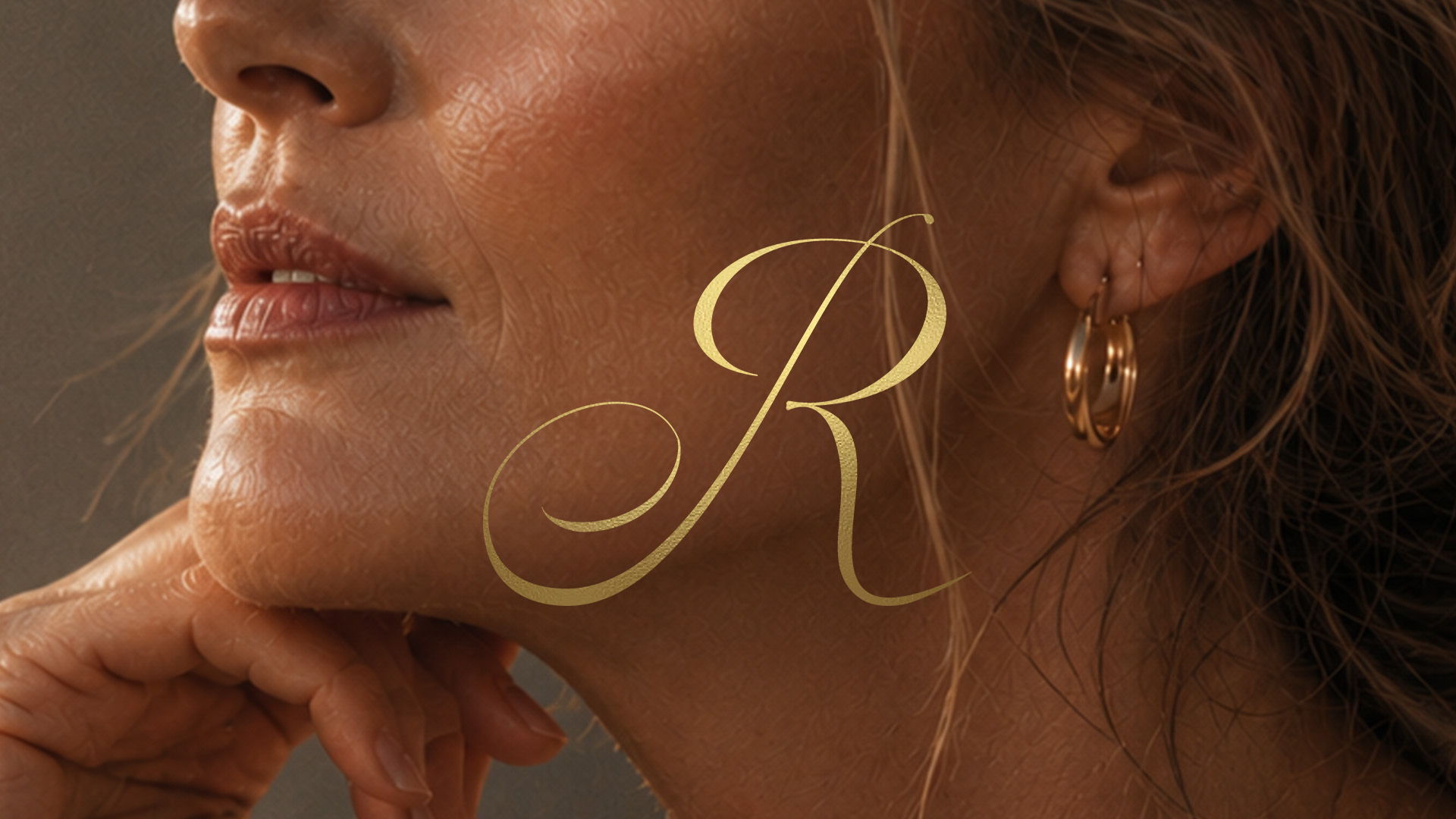 Regentiv campaign portrait with gold monogram